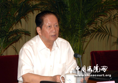 肖扬:消除司法腐败的好办法是吸引民众参与审