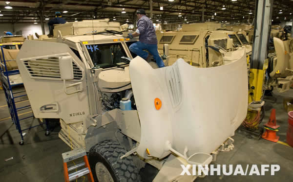 美军造价百万美元的防爆装甲车是如何生产的?