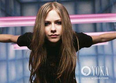 坏女孩妆容:令众明星08年迷死人