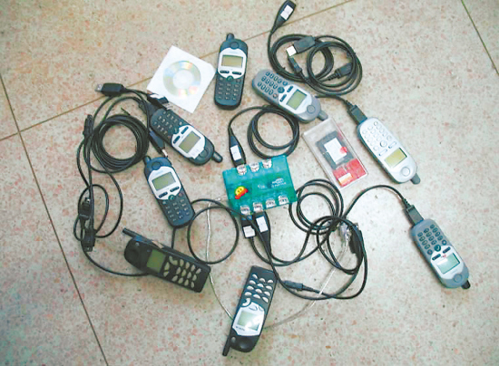 寻枪者被枪手击中 富阳摧毁特大代考网络诈骗