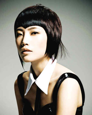 前卫<em>少年型</em>风格又称俊秀型风格