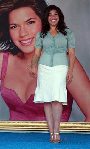 <em>贝蒂</em>:矮胖<em>女孩</em>必学穿衣经