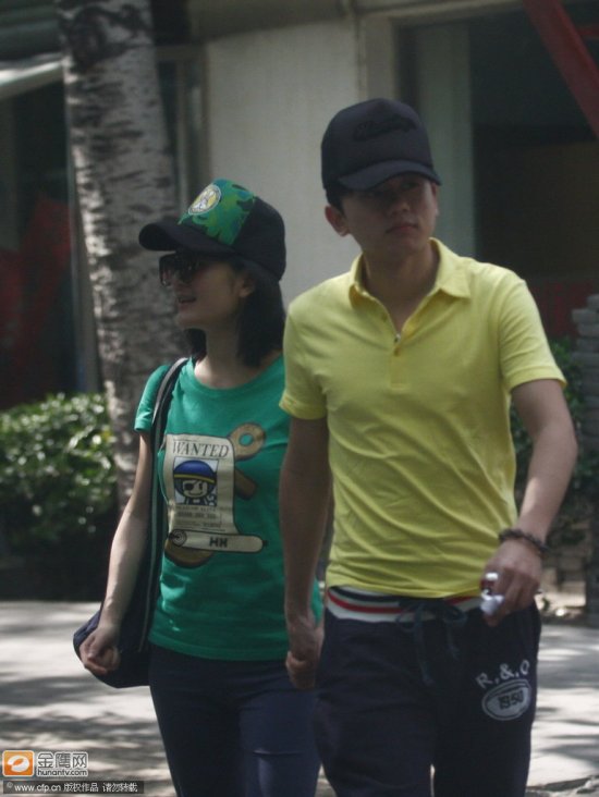 确认9月办婚礼 谢娜张杰台前幕后甜蜜合照(组