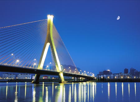 临城港岛大桥图片
