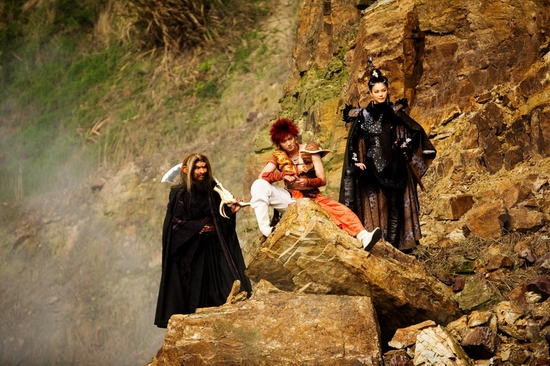 临海新闻网 新闻中心 体育文娱        《七仙女2》剧照火龙子与金蝎