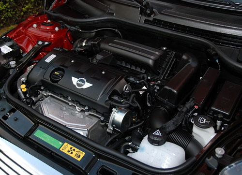 mini cooper采用1.6l发动机