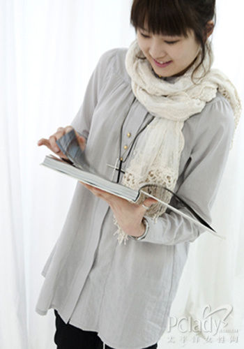 围巾的系法大全视频女士 12039130_951006.jpg