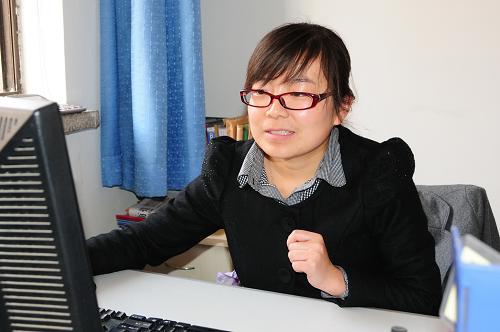 ��������è���11���׳�4000��������Ѫ 